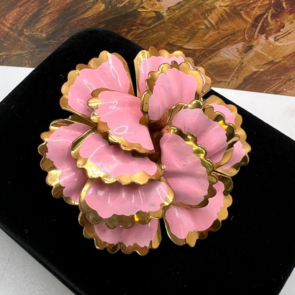 Vintage Pink Painted Metal Carnation Brooch - Picture 9 of 11